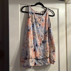 Zac & Rachel house size large NWT